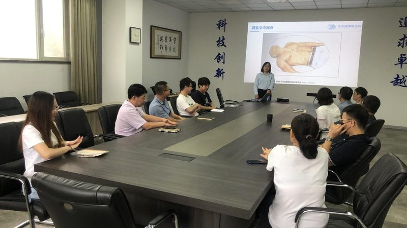 首先，我们需要了解编程培训机构排名的指标。一般来说，排名会考虑以下几个因素：