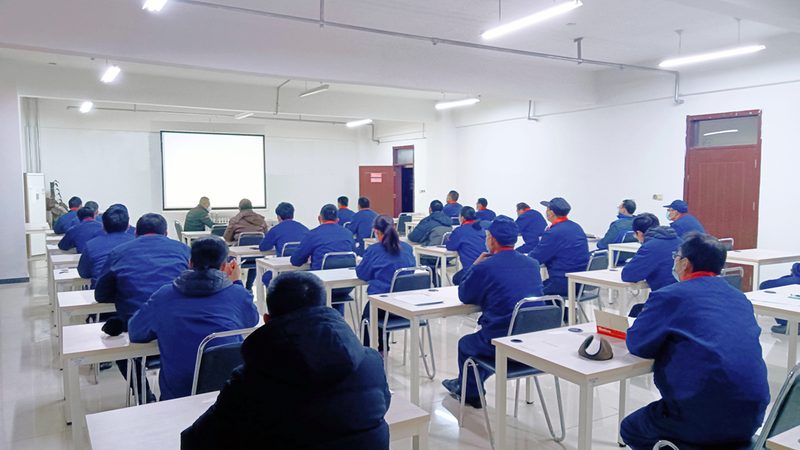 广州研究生辅导班的价格受到多种因素的影响，主要包括以下几点：